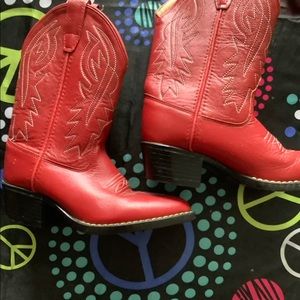 Girls boots used normal wear and scuffs